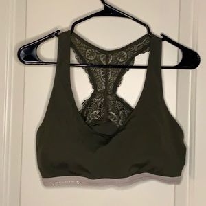 Razorback bralette